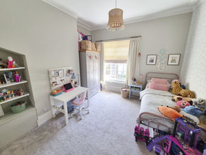 Photo 7- click for photo gallery